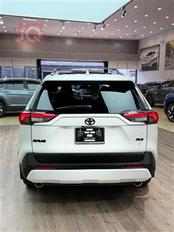 تويوتا راف 4